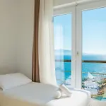 Helia Seaside 3*