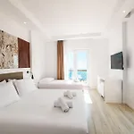 Helia Seaside 3* Sarandë