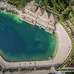 Helia Seaside Hotel 3*