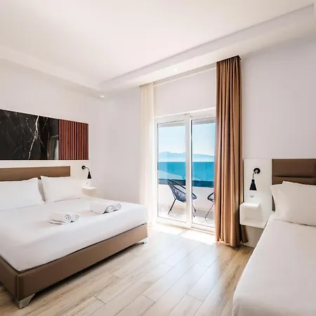 Helia Seaside فندق