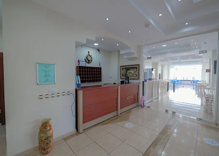 Helia Seaside Hotel 3*