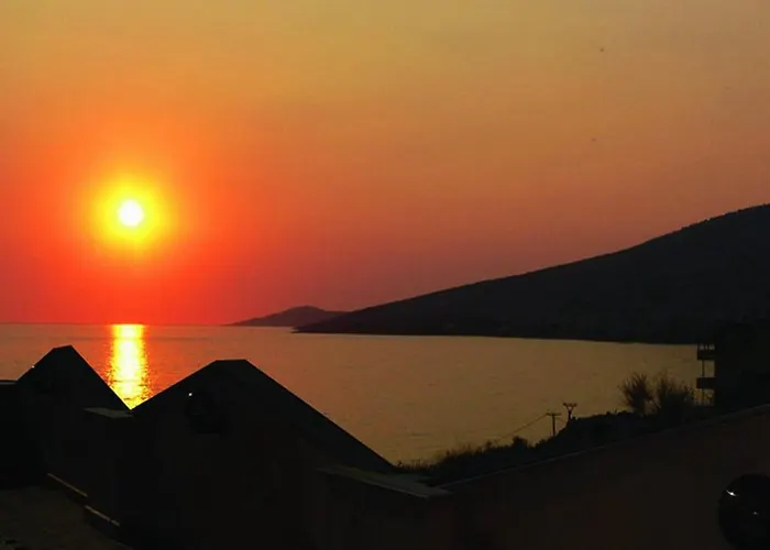 Helia Seaside 3* Sarandë