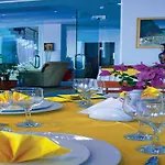 Helia Seaside 酒店