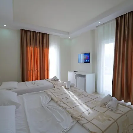 Helia Seaside 4* Sarande