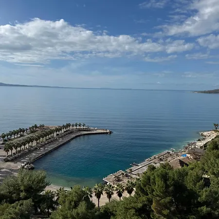 Helia Seaside Hotel Sarandë