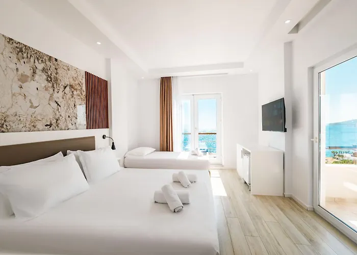 Helia Seaside 4* Saranda