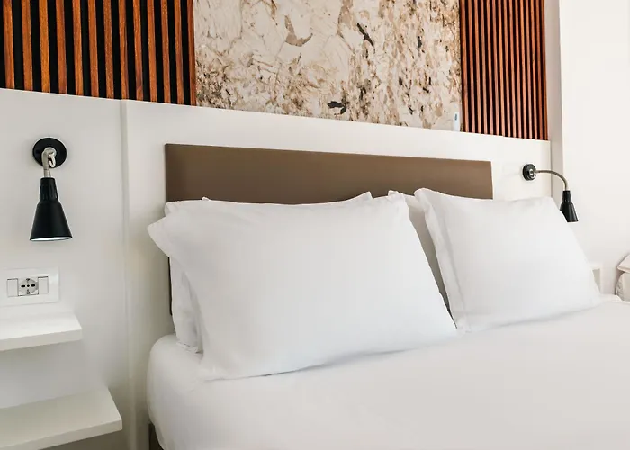 Otel Helia Seaside 4*